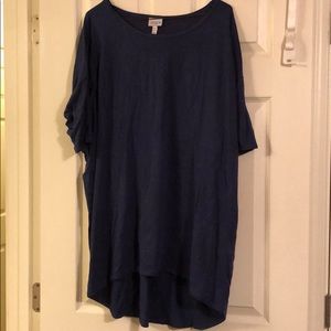 Lularoe Irma Top Navy Blue Size XL.
